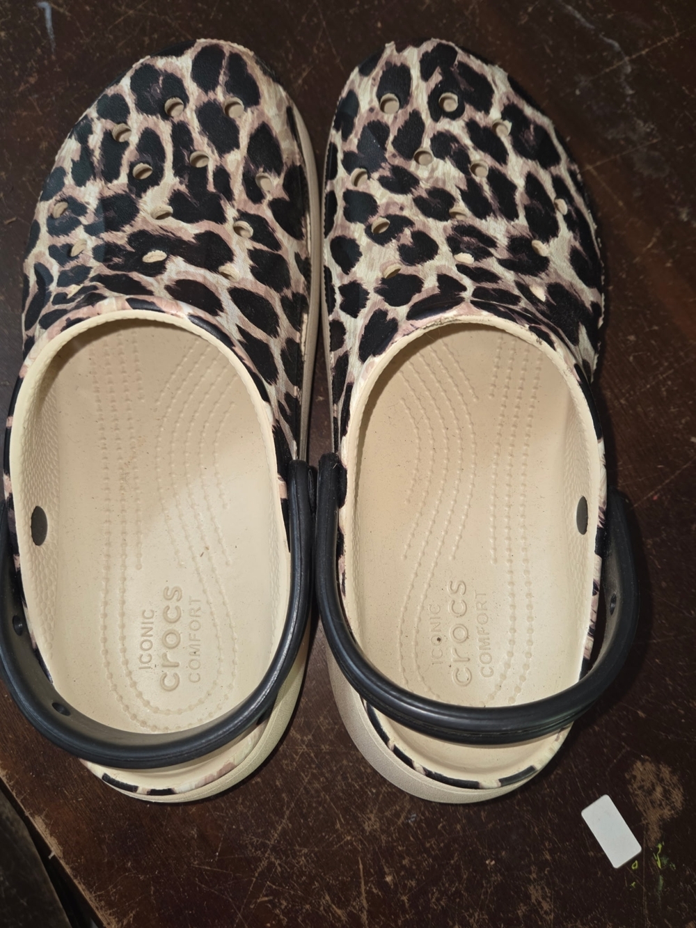 Crocs Classic Clog in Leopard Print